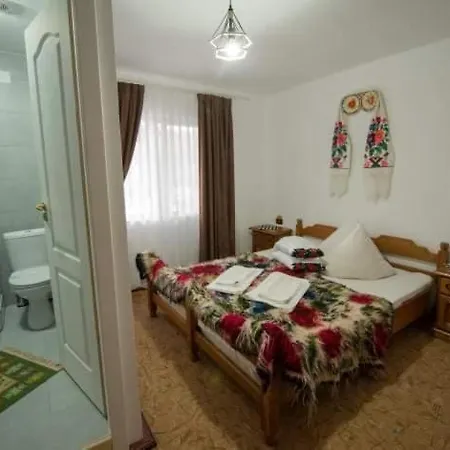 Pensiunea Casa Mariuca Homestay *